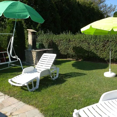 In 19325 Feriehus Balatonmáriafürdő